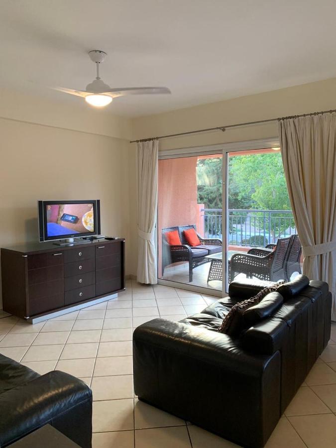 Limnaria Gardens: Sunny 2 Bed Apartment Paphos Exterior foto